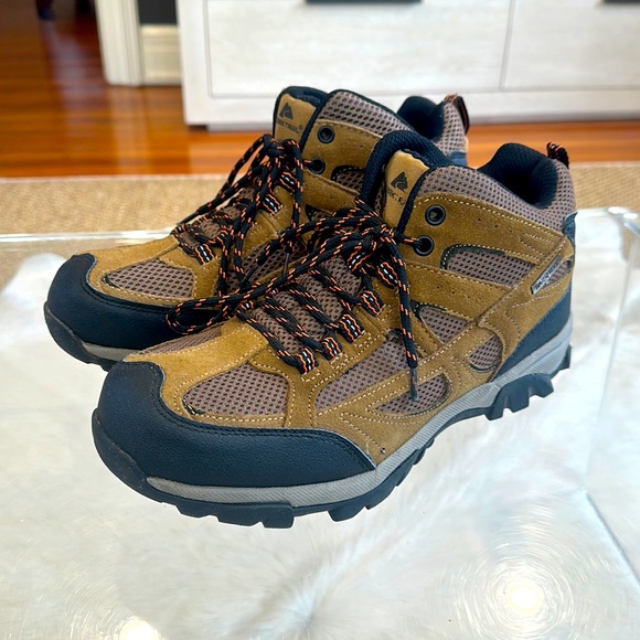 Ozark Trail Shoes Mens Ozark Trail Hiking Boots Poshmark